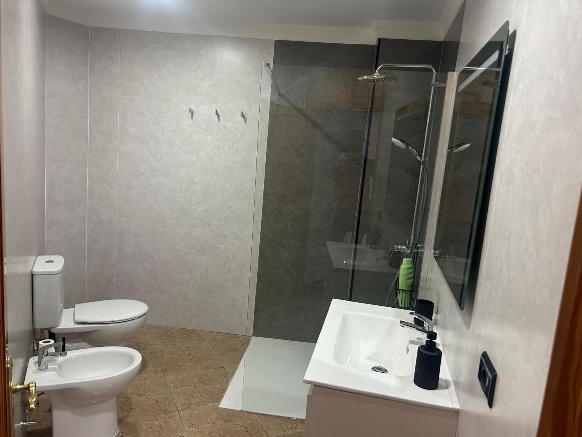 110 Square Meters, 5 Min Of All-best Area Of Palmas